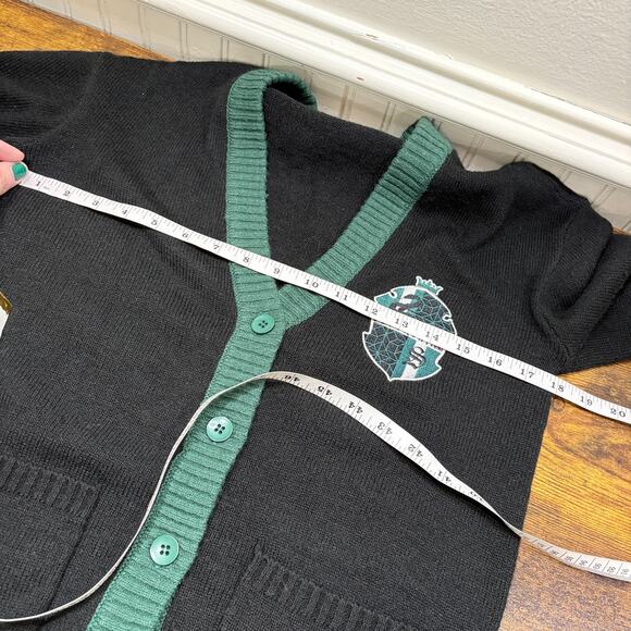 Harry Potter Womens Size XS Slytherin Cardigan Sweater V-Neck Varsity Academia - Picture 4 of 15